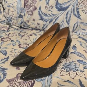 Elegant Black Patent Leather Women's Shoes